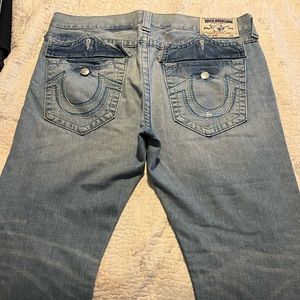 True religion blue jeans size 38 slim